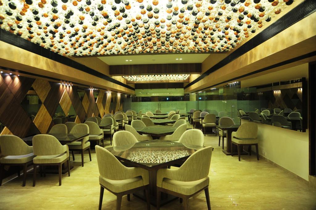 Inder Residency Hotel Ahmadábád Kültér fotó