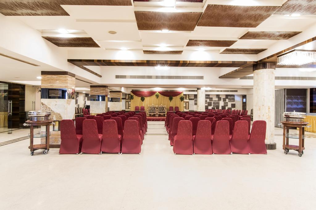 Inder Residency Hotel Ahmadábád Kültér fotó
